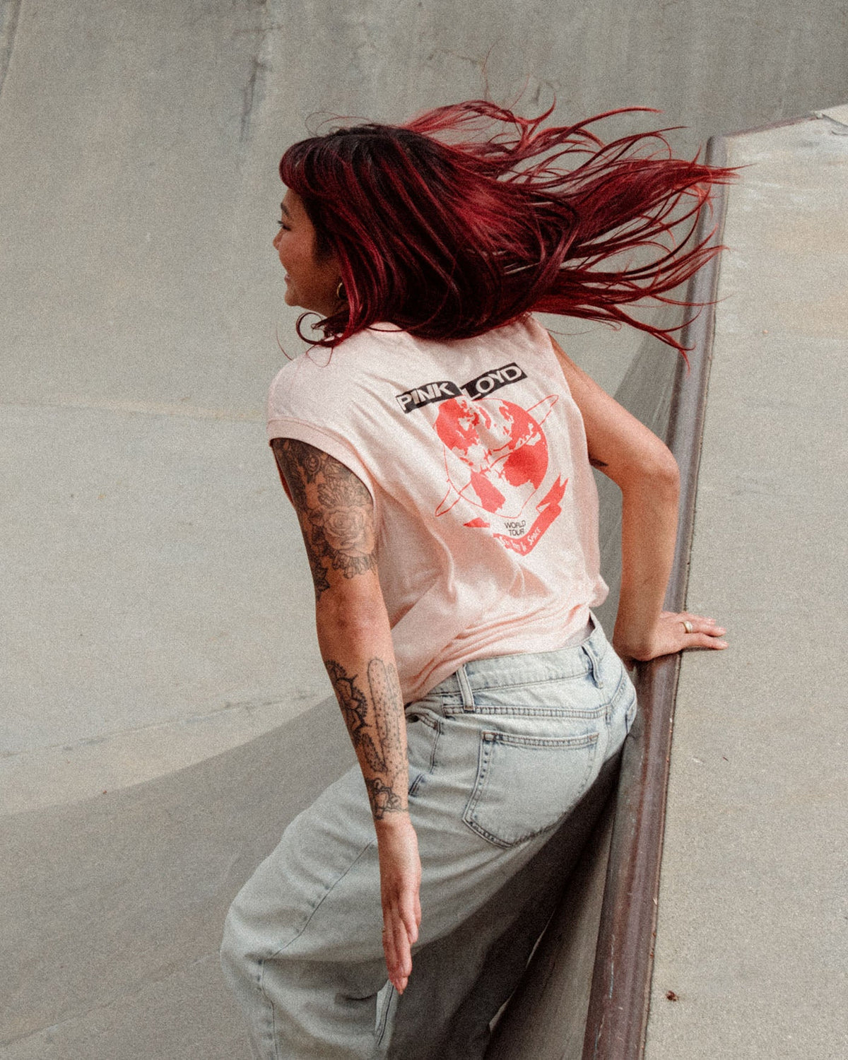 Women's Pink Floyd Circle Vintage Tissue Tank product image 4