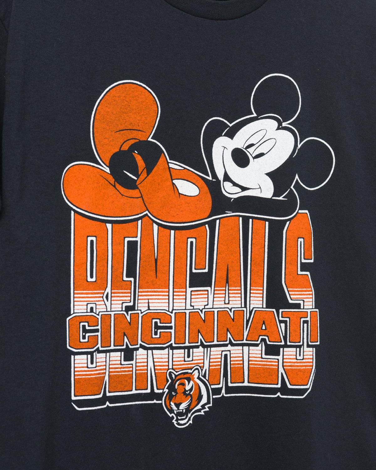 Cincinnati Bengals Mickey Kick Back Tee product image 3