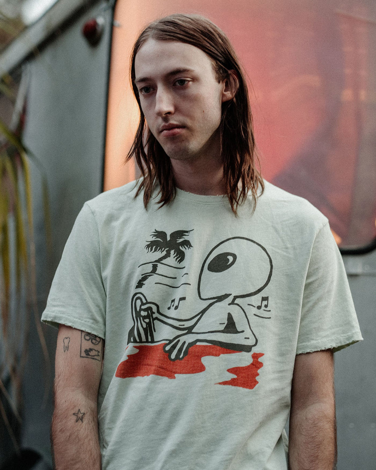 Alien Driving Vintage Tee product image 3