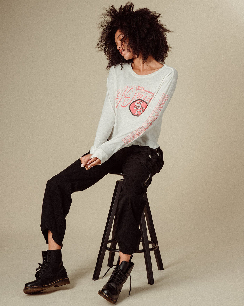 Women's San Francisco 49ers Touchdown Long Sleeve Crop Tee product image 2